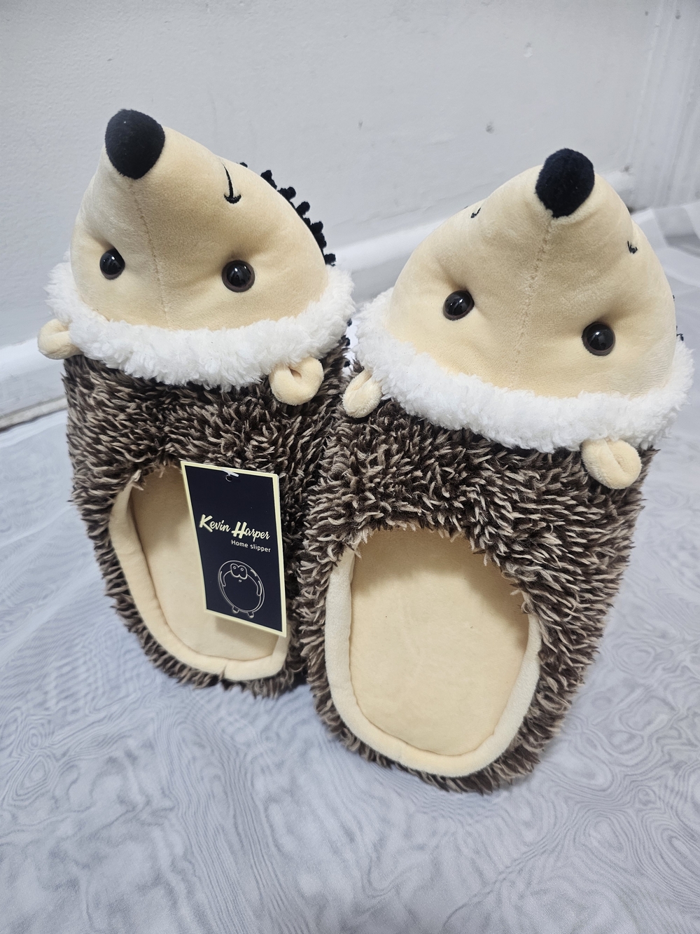 Kevin Harper Women’s US 7 Plush Hedgehog Slip-On Slippers Brown Beige Round Toe - Picture 3 of 5